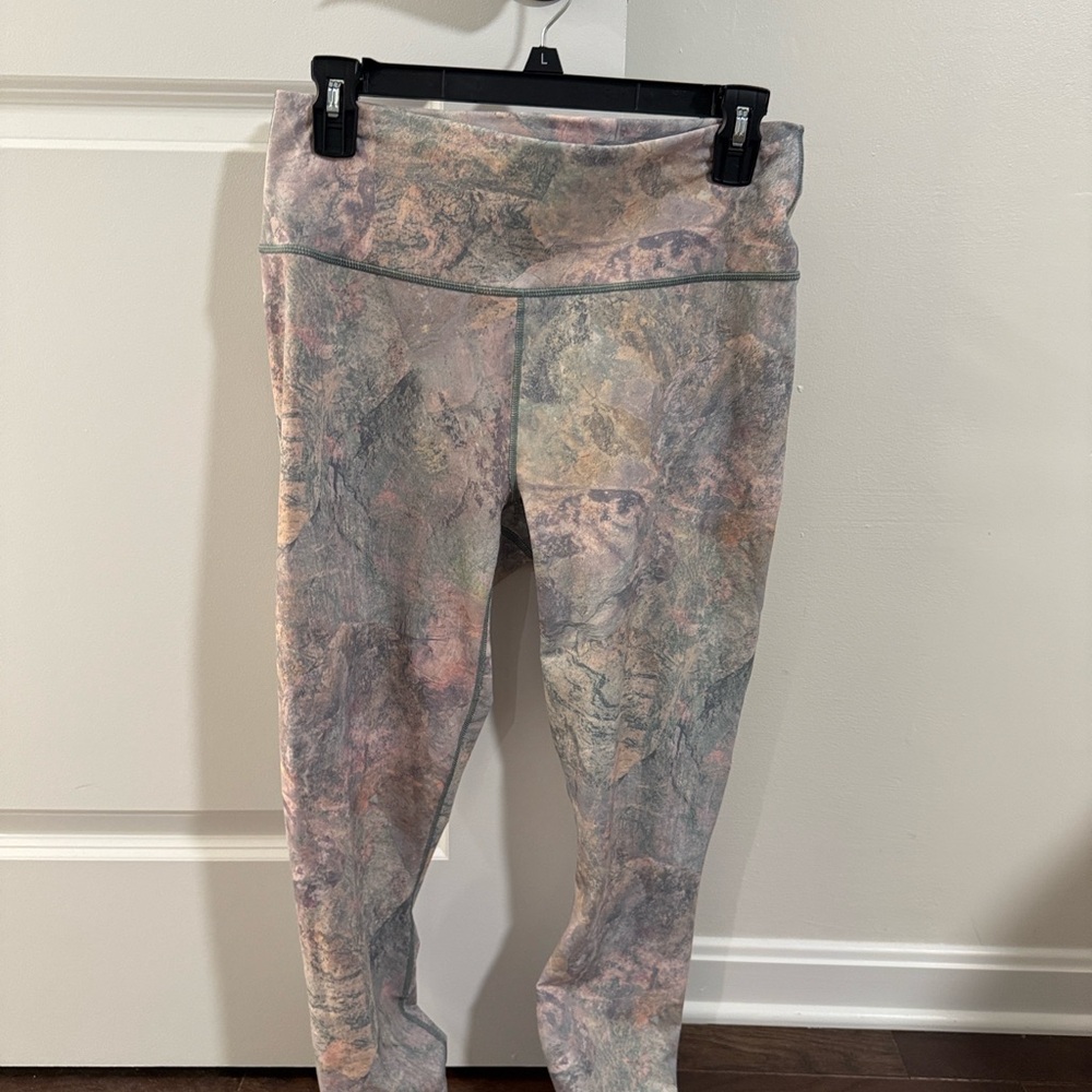 Fabletics Leggings and Sports bra Set